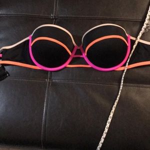 Victoria’s secret 34D bathing suit top
